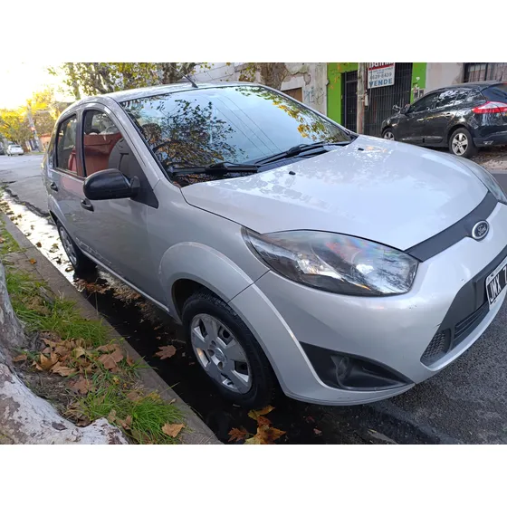 Ford Fiesta Max 1.6 Max Amb Plus