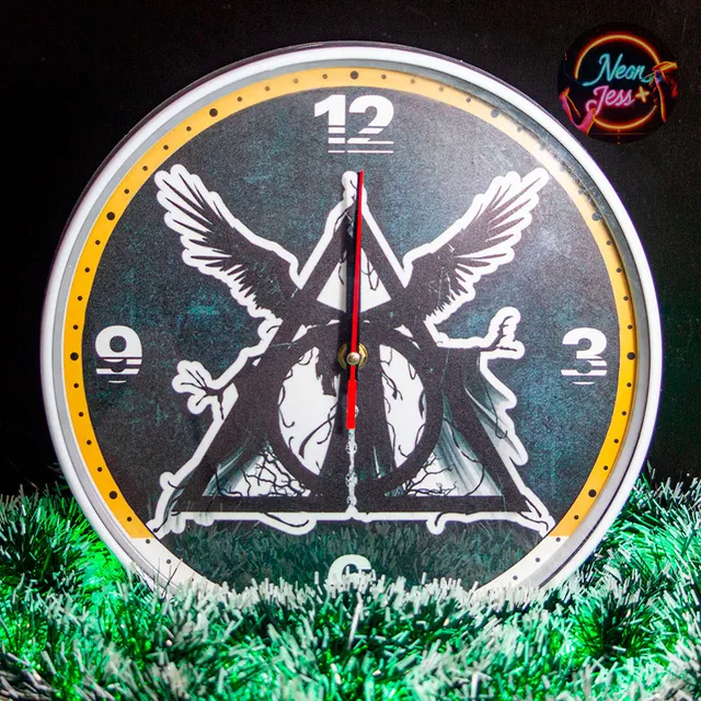 Reloj De Pared De Las Reliquias De La Muerte Con Luz De Neón