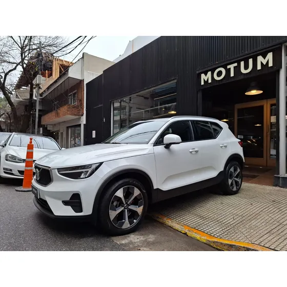 Volvo Xc40 2.0 Mhev B4 Plus Fwd