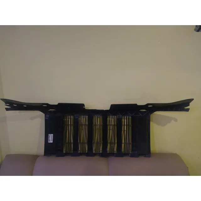 Parrilla Cherokee Liberty Kk  2008 2014 Usada Original Mopar