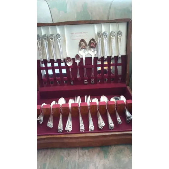 Juego De Cubiertos De Plata I S  1847 Rogers Bros.