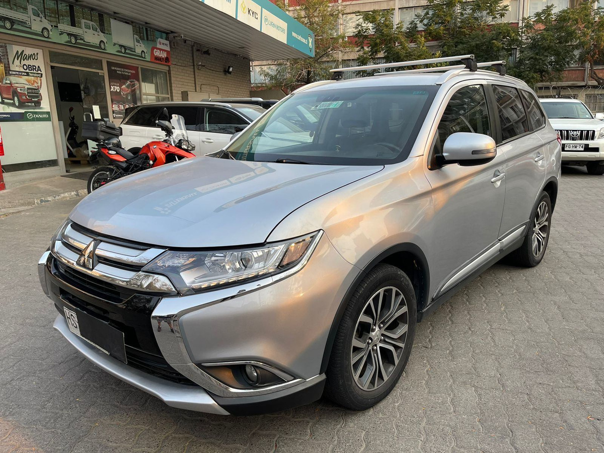 Mitsubishi Outlander Glx At 1.5 2016