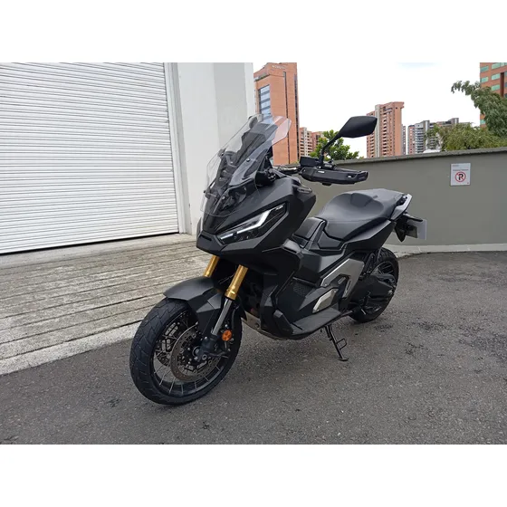 Honda X-adv