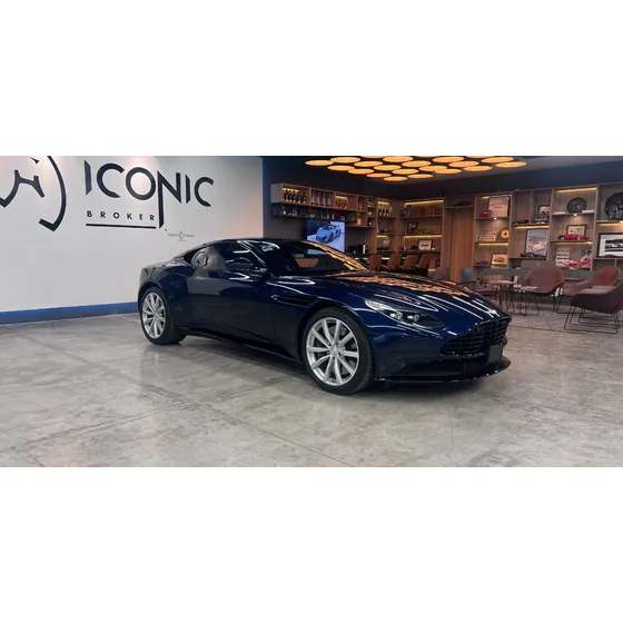 Aston Martin Db11 5.2l Coupe At