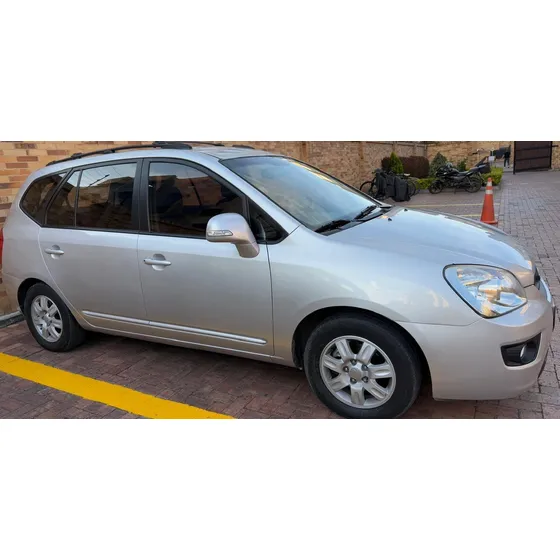 Kia Carens 2.0 Rondo Ex