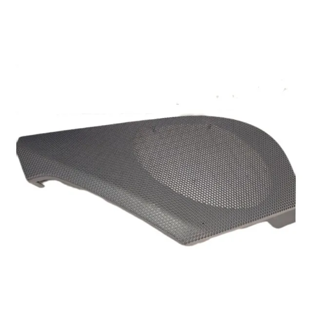 Protector Corneta Izquierdo Ford Focus