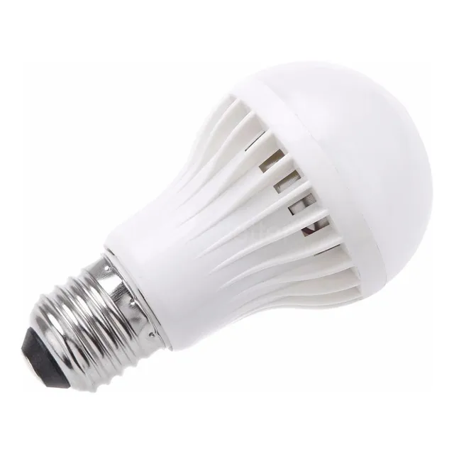 Focos Led Bombilla 9w=90watts A 12v Entrada E/27 Luzblanca Color de la luz Blanco