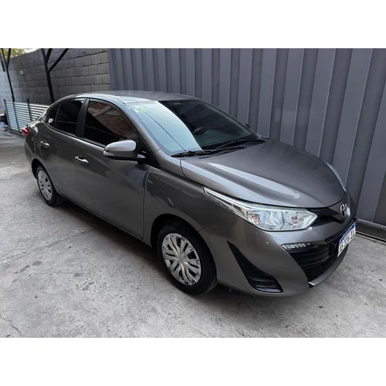 Toyota Yaris 1.5 107cv Xs Sedan