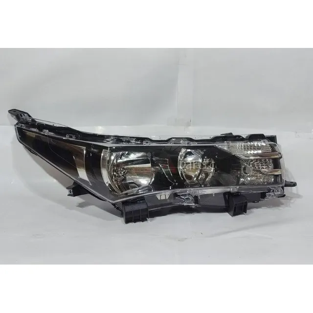 Faro Derecho Toyota Corolla 2014/16 (nacional) Depo