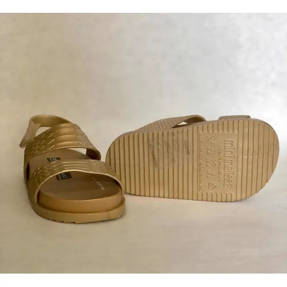 Sandalias Niña Auténticos Melissa. Talla 21 Eur/talla 6 Usa.