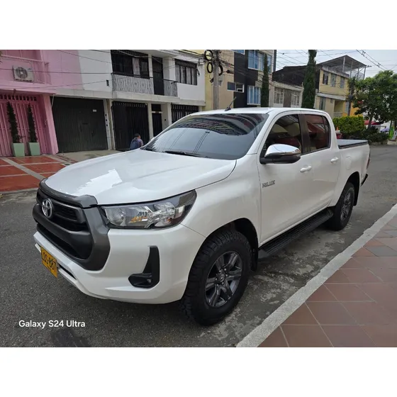 Toyota Hilux 2.4 Diésel 4x4