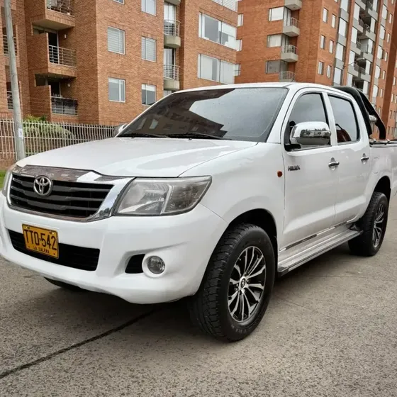 Toyota Hilux 2013 2.5 Imv