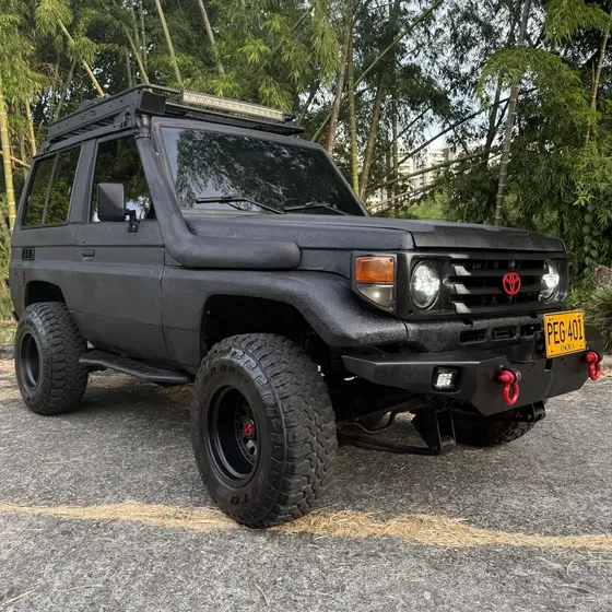 Toyota Land Cruiser 1994 4.5 Fzj70