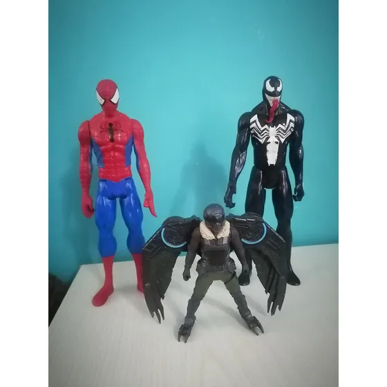 Muñecos Marvel Usado (spiderman,venom,buitre)