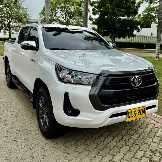 Toyota Hilux 2026 2.4 Diesel Sr 4x4