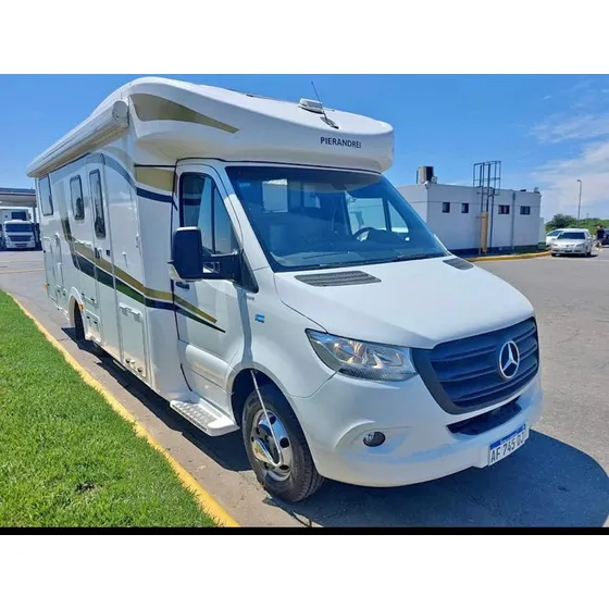 Vendo Motorhome Sprinter 516 2022 Con 13.000km Cuenta Con Vi