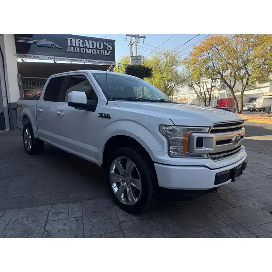 Ford F-150 5.0l Doble Cabina V8 4x4 At