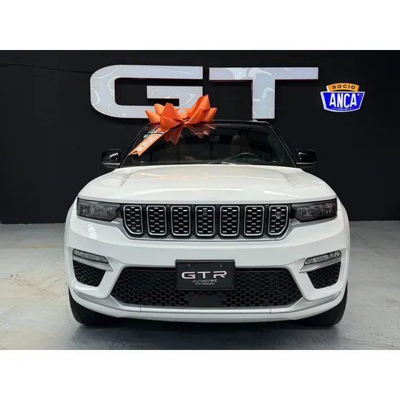 Jeep Grand Cherokee Summit