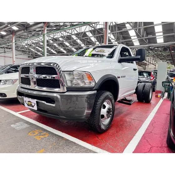 Dodge Ram 4000 Std 5 Vel