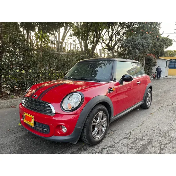 Mini Cooper 1.6 R56 John Cooper Works Coupe
