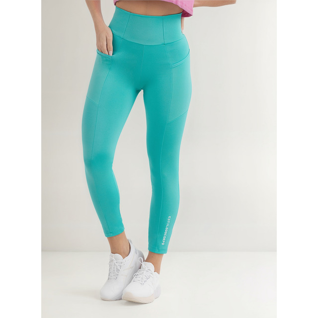 Legging Feminina Cigarrete Gym Brilho Com Bolsos Legging Feminina Cigarrete Gym Brilho Com Bolsos