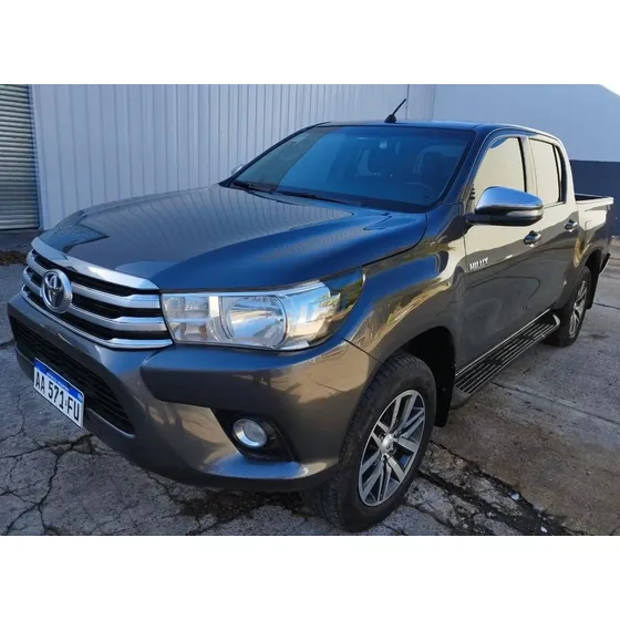 Toyota Hilux 4x4 D/c Srv 2.8 Tdi 6 Mt
