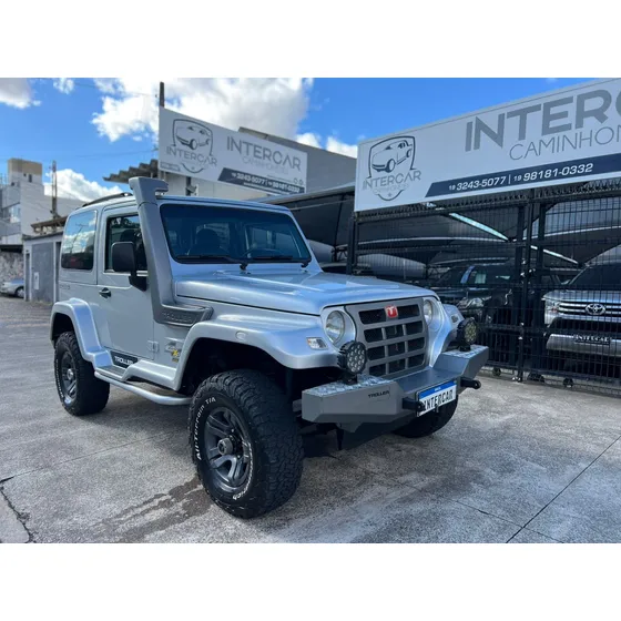 Troller T4 3.2 2p