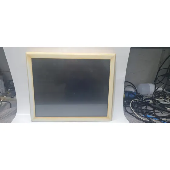 Monitor Elo Touch-screen Et1915l  Com Plástico Amarelado Ok