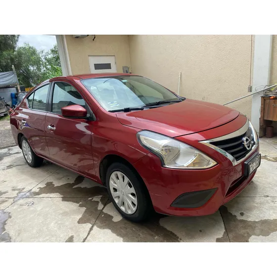 Nissan Versa 1.6 Advance Mt