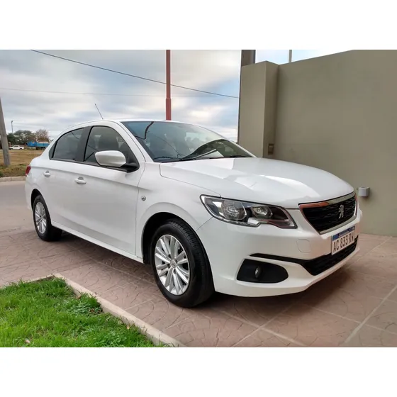 Peugeot 301 1.6 Allure