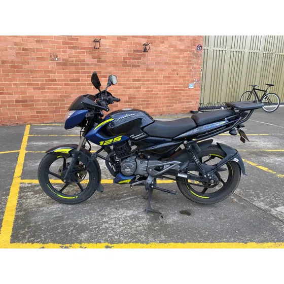Pulsar Ns 125