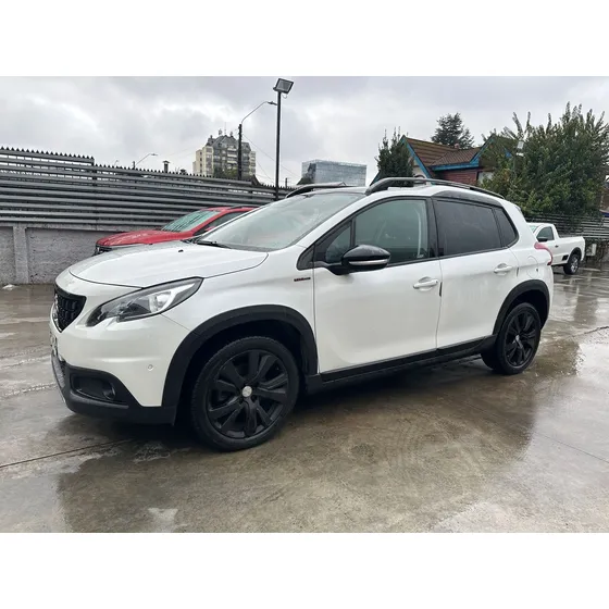 Peugeot 2008 Gt-line Puretech