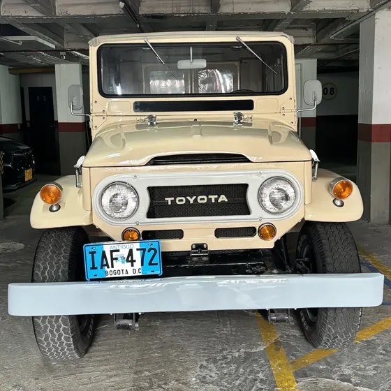 Toyota Land Cruiser Fj40 Año 1961 Motor 1f, Caja 3 Cambios.