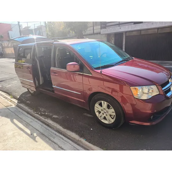 Dodge Grand Caravan 3.7 Sxt+ At