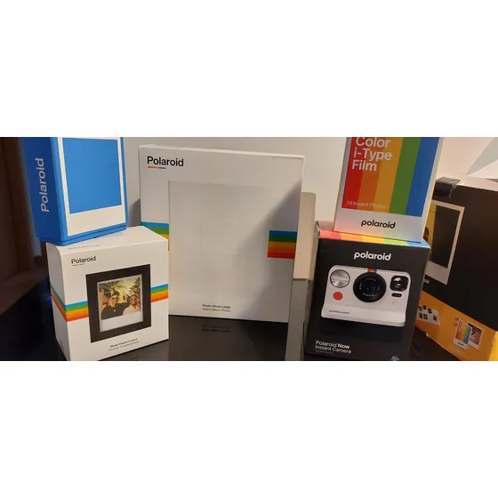 Polaroid Now Gen2  - Kit Completo Com 16 Fotos E 3 Acessório