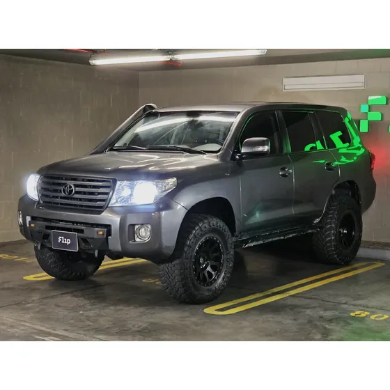 Toyota Land Cruiser 2014 4.5 Imperial Lc200