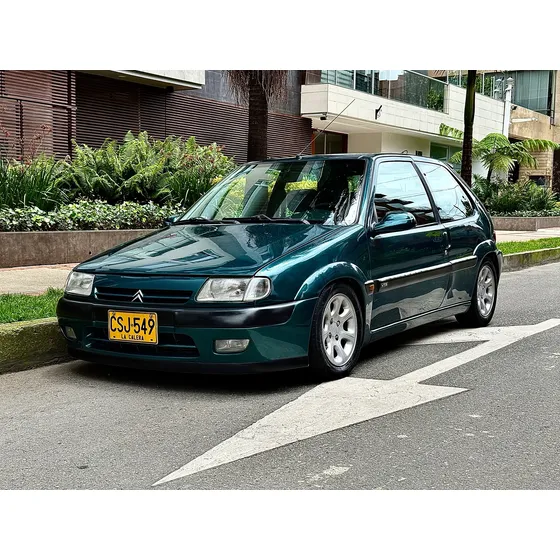 Citroën Saxo 1.6 Vts 120 Hp