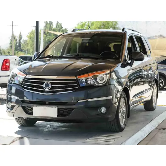 Ssangyong Stavic 2018