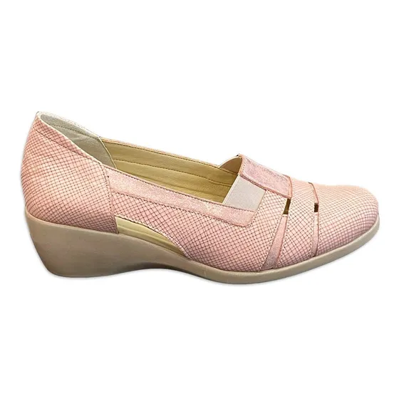 Zapato De Cuero Con Doble Elástico En Empeine.