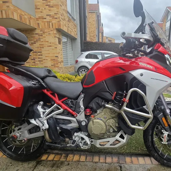 Ducati Multistrada V4 S 2024 - Full Equipo Akrapovic Racing