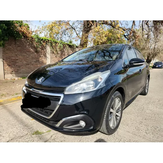 Peugeot 208 1.6 Feline