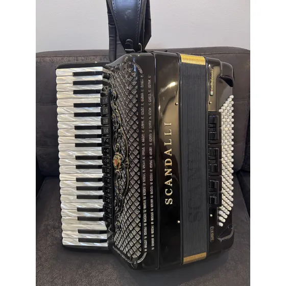 Acordeon Scandalli Super Vi Série Ouro (impecável)