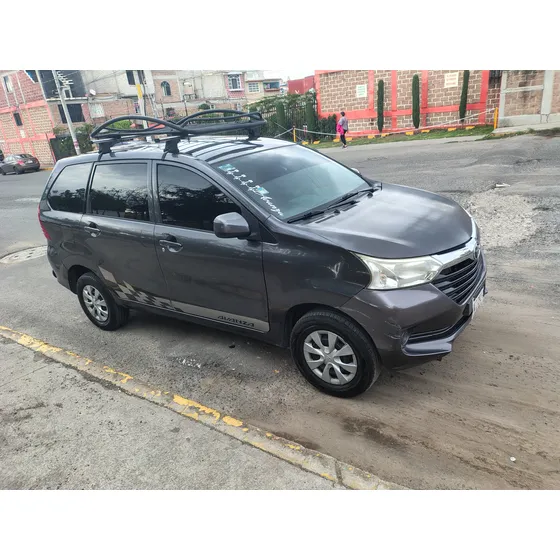 Toyota Avanza 1.5 Le At