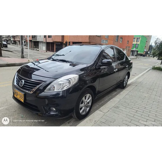 Nissan Versa 1.6 Advance