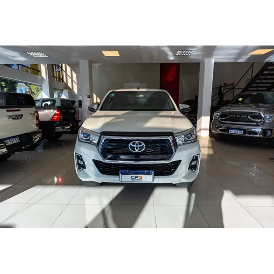 Toyota Hilux 2.8 Tdi Cd Srx 177cv 4x4 At