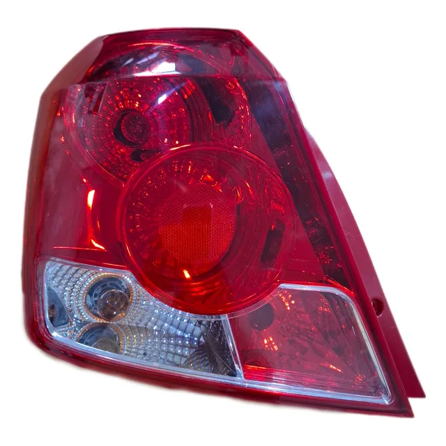 Stop Izquierdo Aveo 3 Puertas 5 Puertas Cocuyo Rojo
