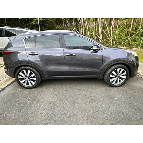 Kia Sportage Revolution 2.0 Vibrant Aut