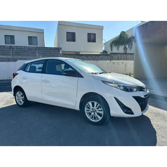 Toyota Yaris 1.5 5p S At Cvt