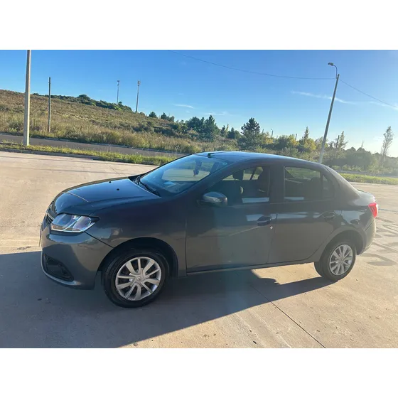 Renault Logan 1.6 Expression 85cv