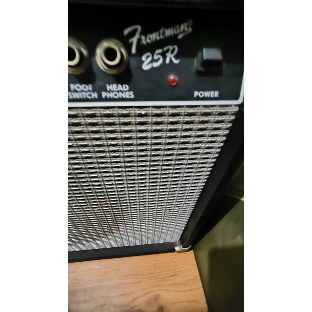 Amplificador Fender Frontman 25r Negro